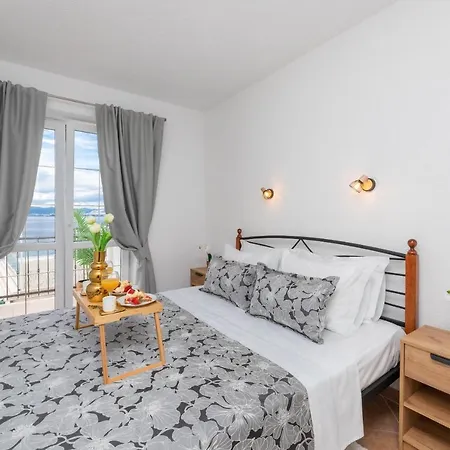 Apartment Tino