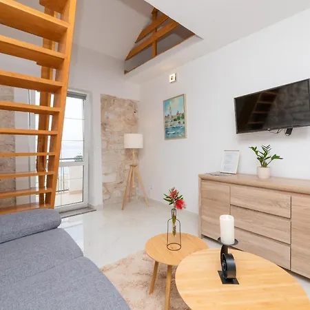 Apartment Tino Sutivan