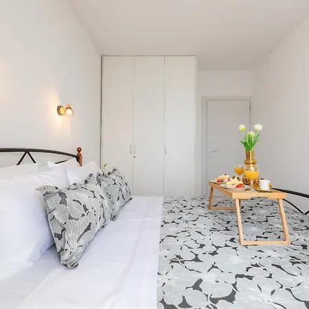 Tino Apartment