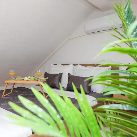 Apartment Tino Sutivan