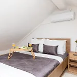 Apartment Tino
