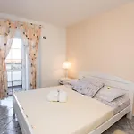 Apartment Tino Sutivan
