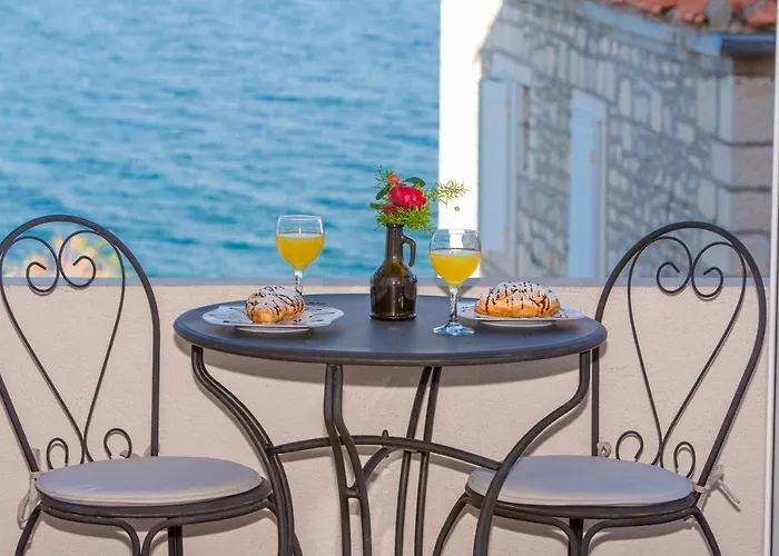 Διαμέρισμα Tino Sutivan